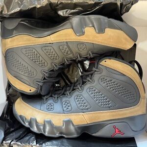 Jordan Men's Black and Tan Sneakers with Red Accents